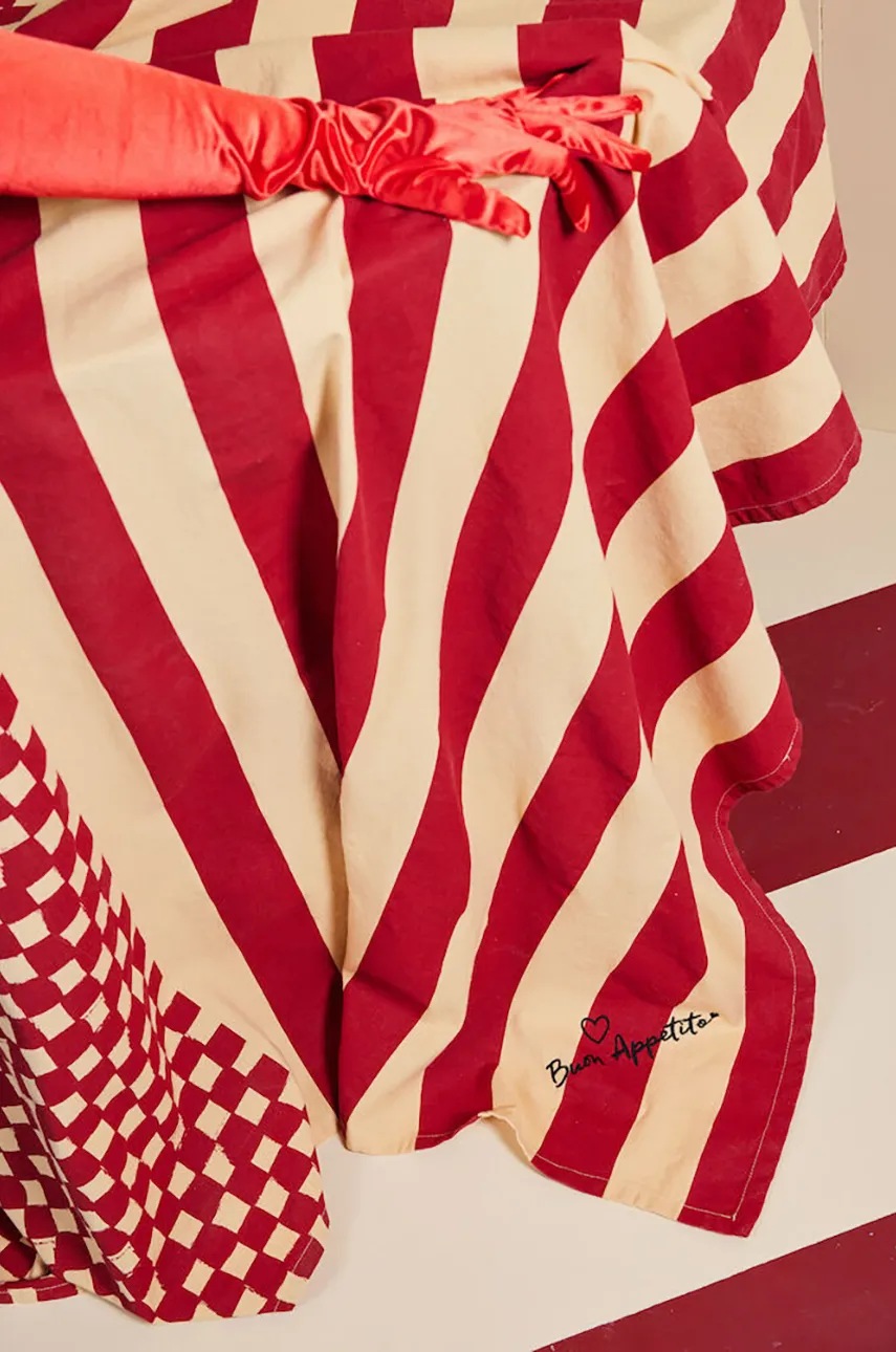 Βαμβακερό τραπεζομάντιλο Byon Love φωτογραφία