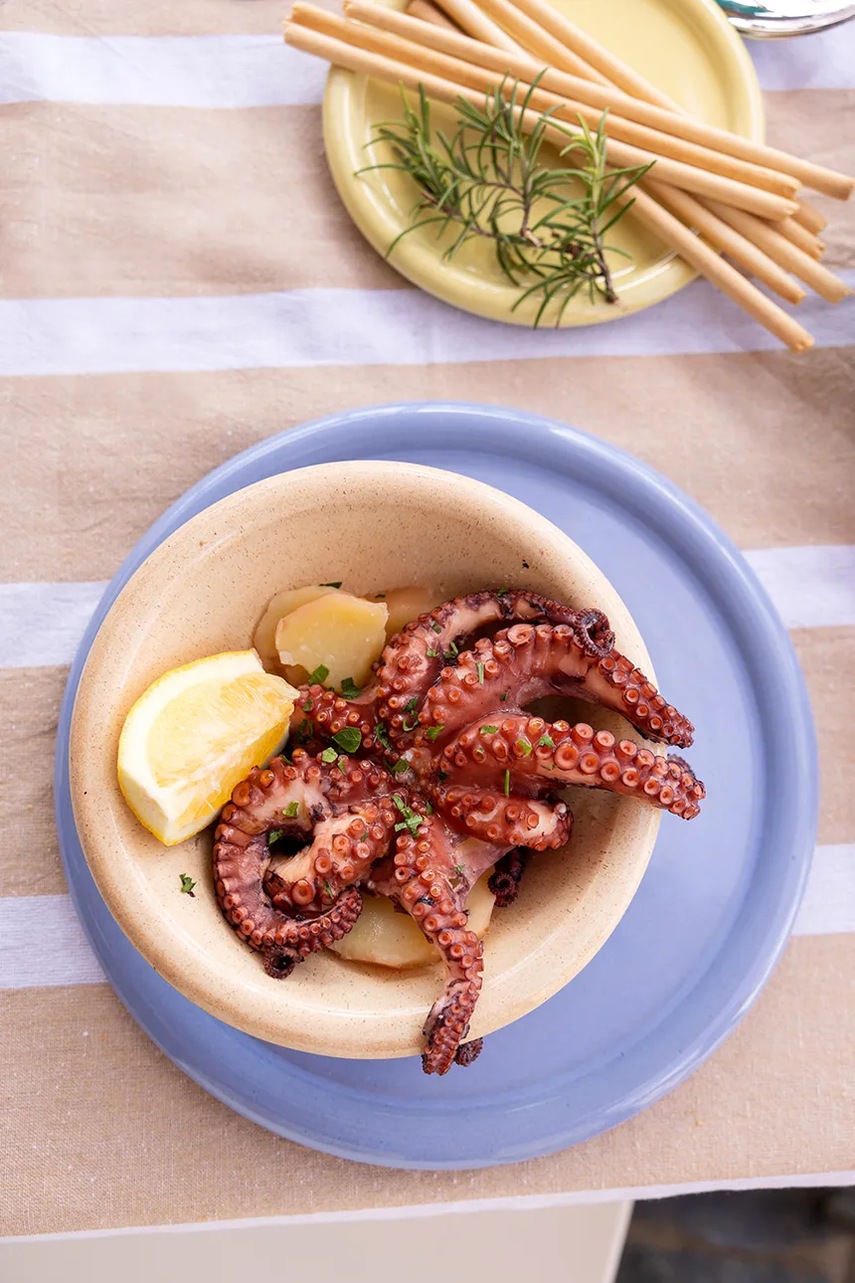 Τραπεζομάντιλο Byon 150x280 cm χρώμα: μπεζ φωτογραφία