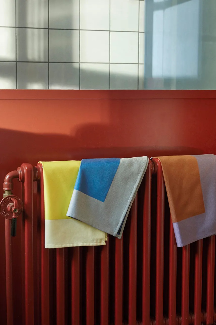 Σουπλά HAY Ram 43 x 31 cm χρώμα: μοβ φωτογραφία