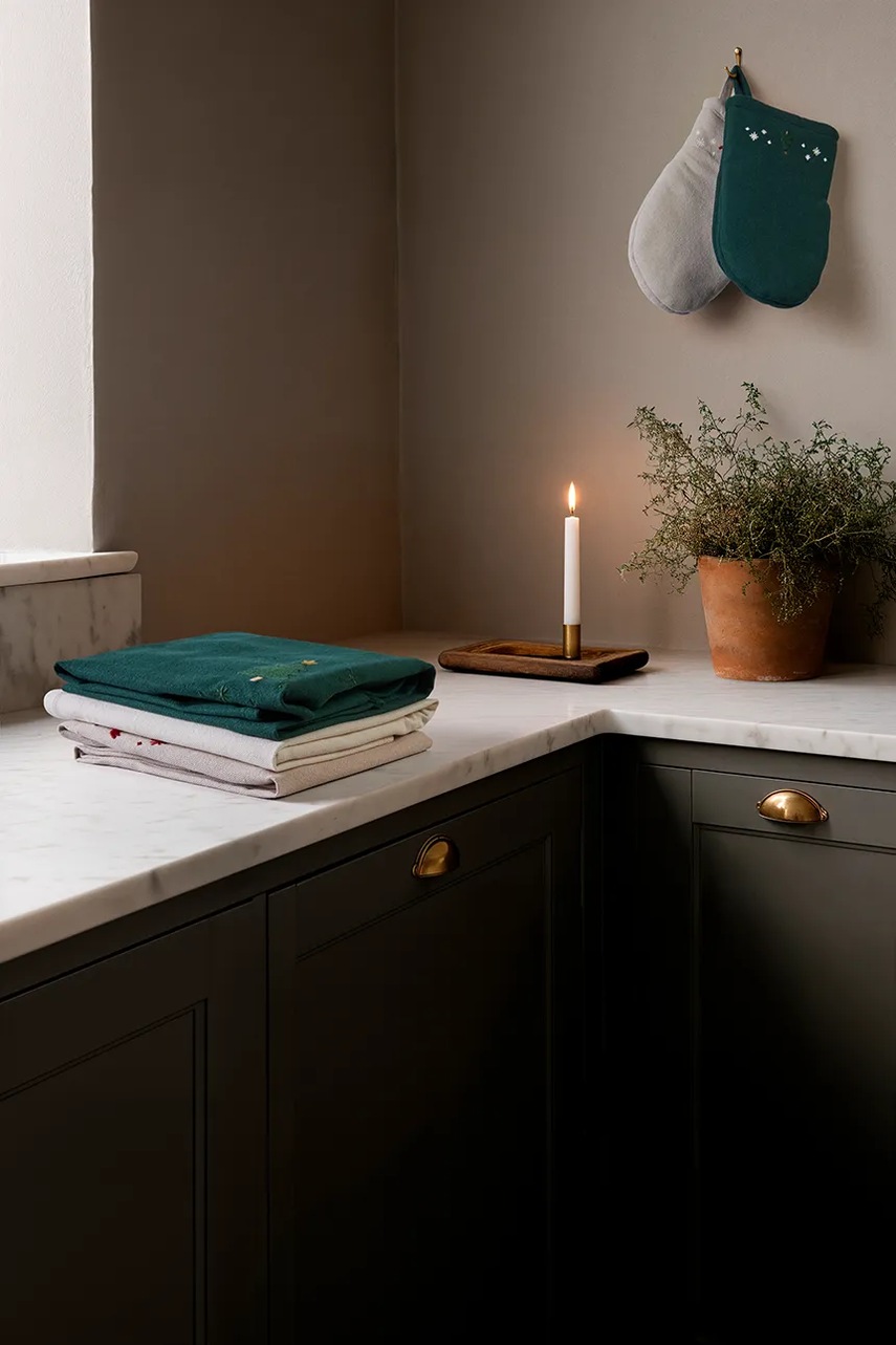 Γάντι κουζίνας από βαμβάκι Juna Christmas Fable χρώμα: μπεζ φωτογραφία