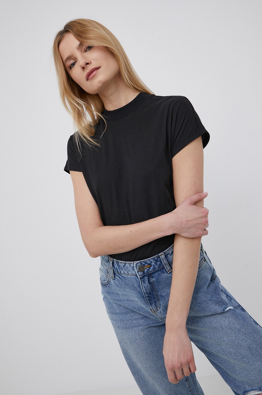 

Памучен топ Vero Moda в черно, Черен