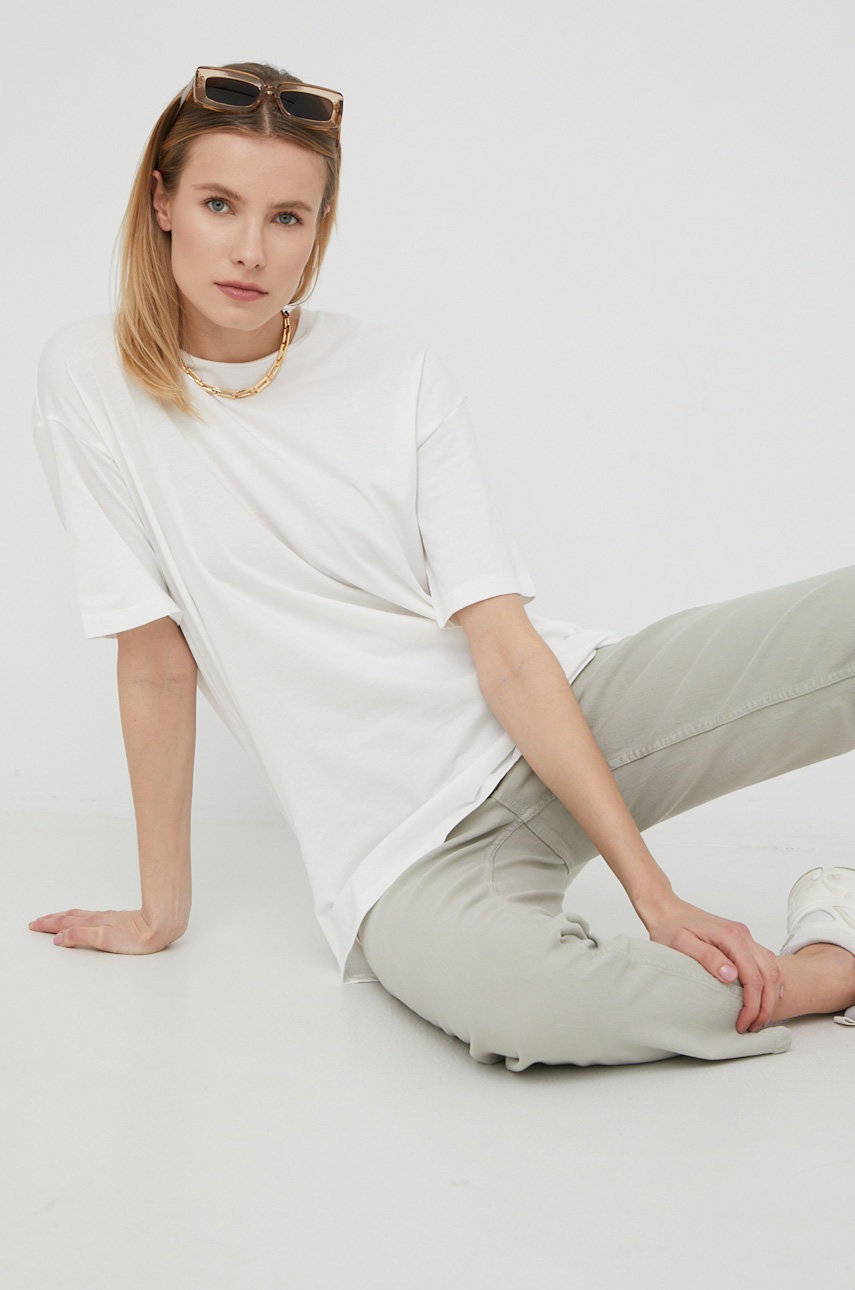 

Памучна тениска Vero Moda в бяло, Бял