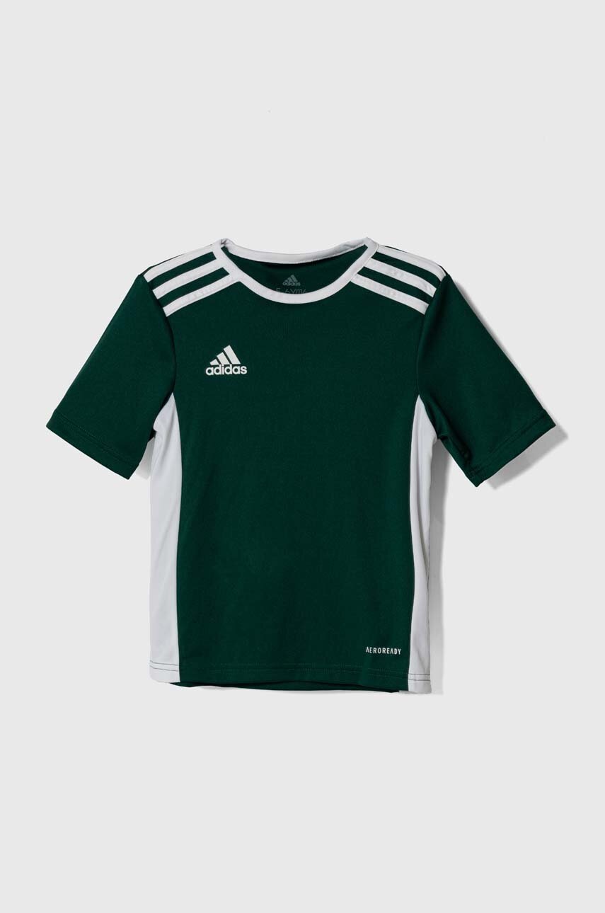 

Дитяча футболка adidas колір зелений з аплікацією