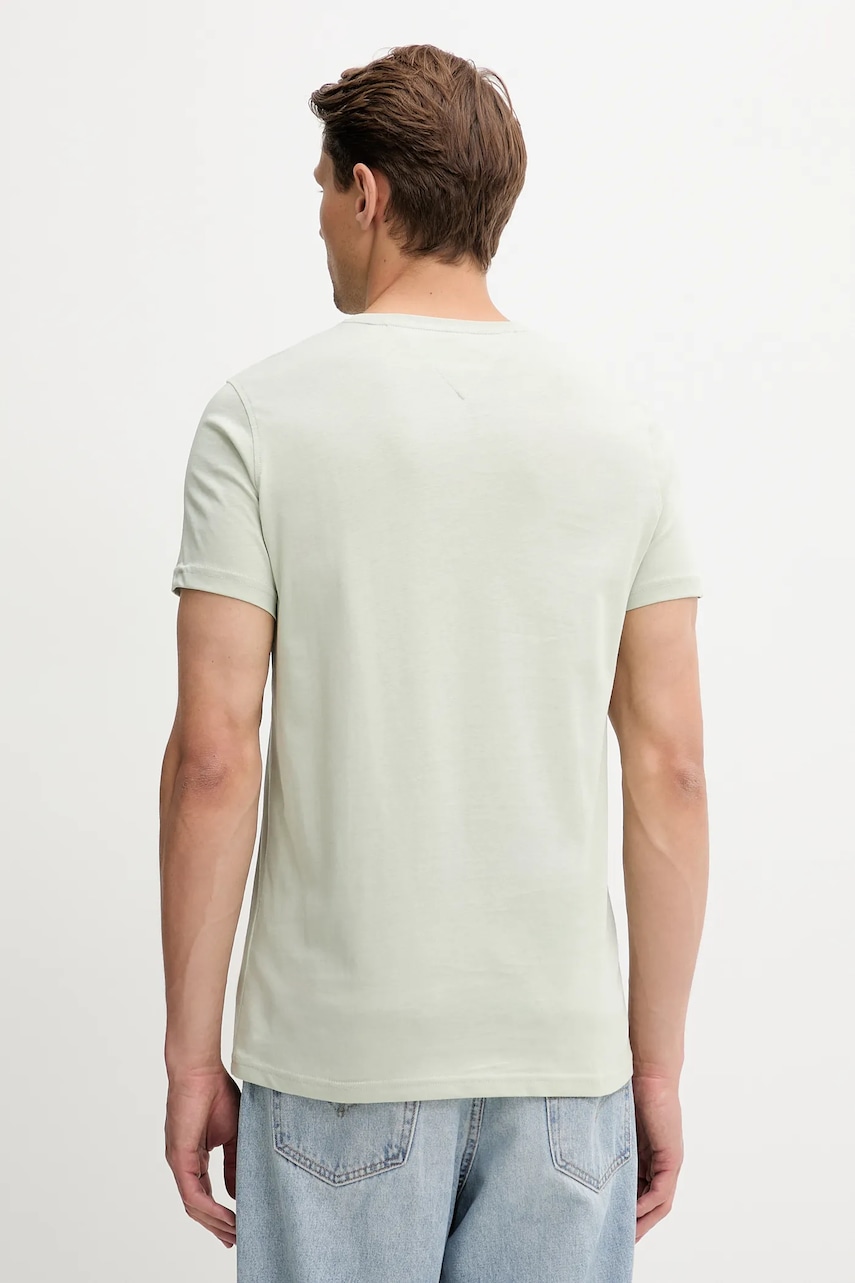 Хлопковая футболка Tommy Jeans цвет белый однотонная DM0DM04411 Хлопковая футболка Tommy Jeans цвет белый однотонная DM0DM04411