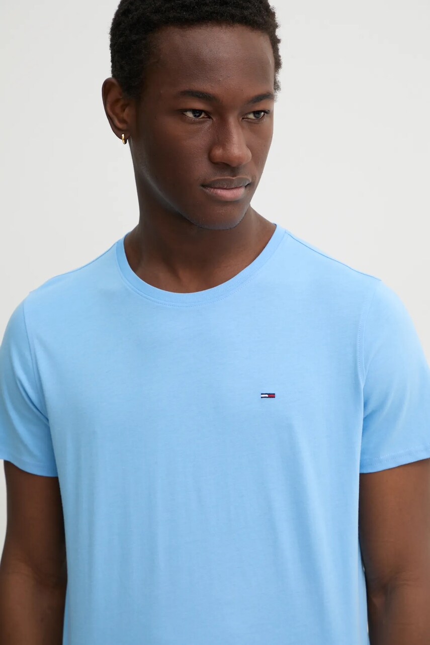 

Памучна тениска Tommy Jeans в синьо с изчистен дизайн DM0DM04411, Син