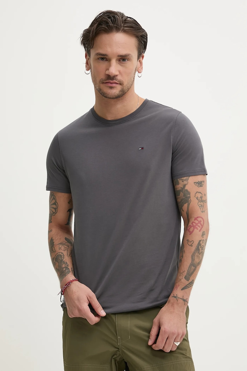 Tommy Jeans tricou din bumbac barbati, culoarea gri, neted, DM0DM04411