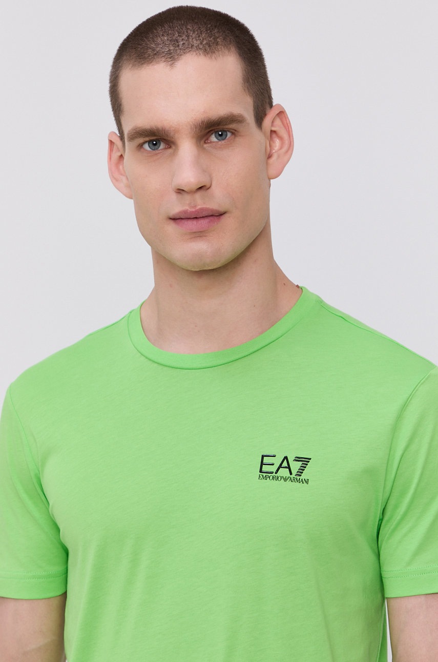 

Хлопковая футболка EA7 Emporio Armani цвет зелёный с принтом