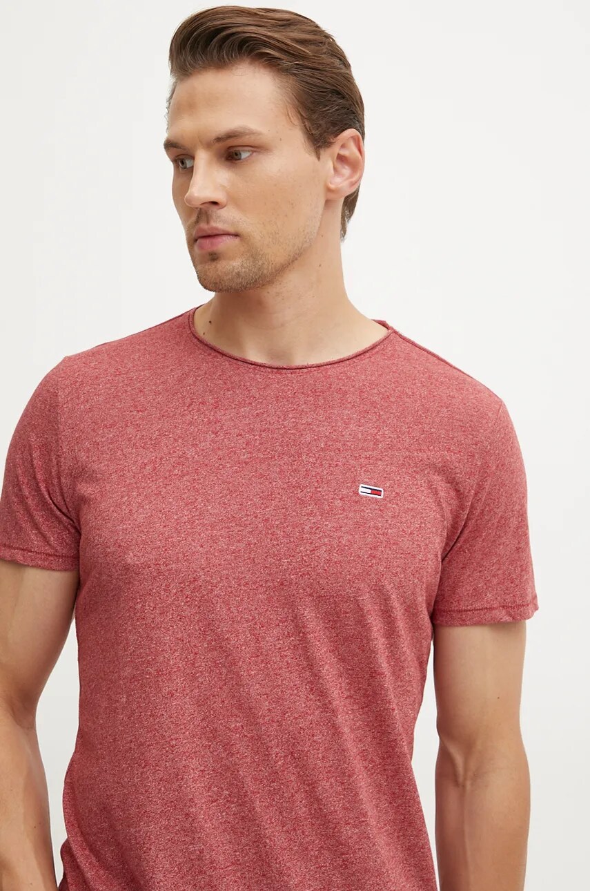 Tommy Jeans tricou barbati, culoarea bordo, neted, DM0DM09586 Tommy Jeans tricou barbati, culoarea bordo, neted, DM0DM09586