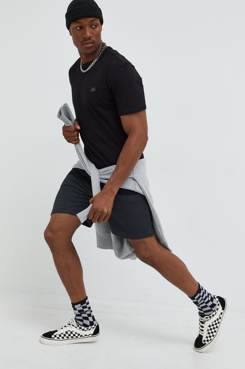 

Бавовняна футболка Jack & Jones Jcoclassic колір чорний однотонна
