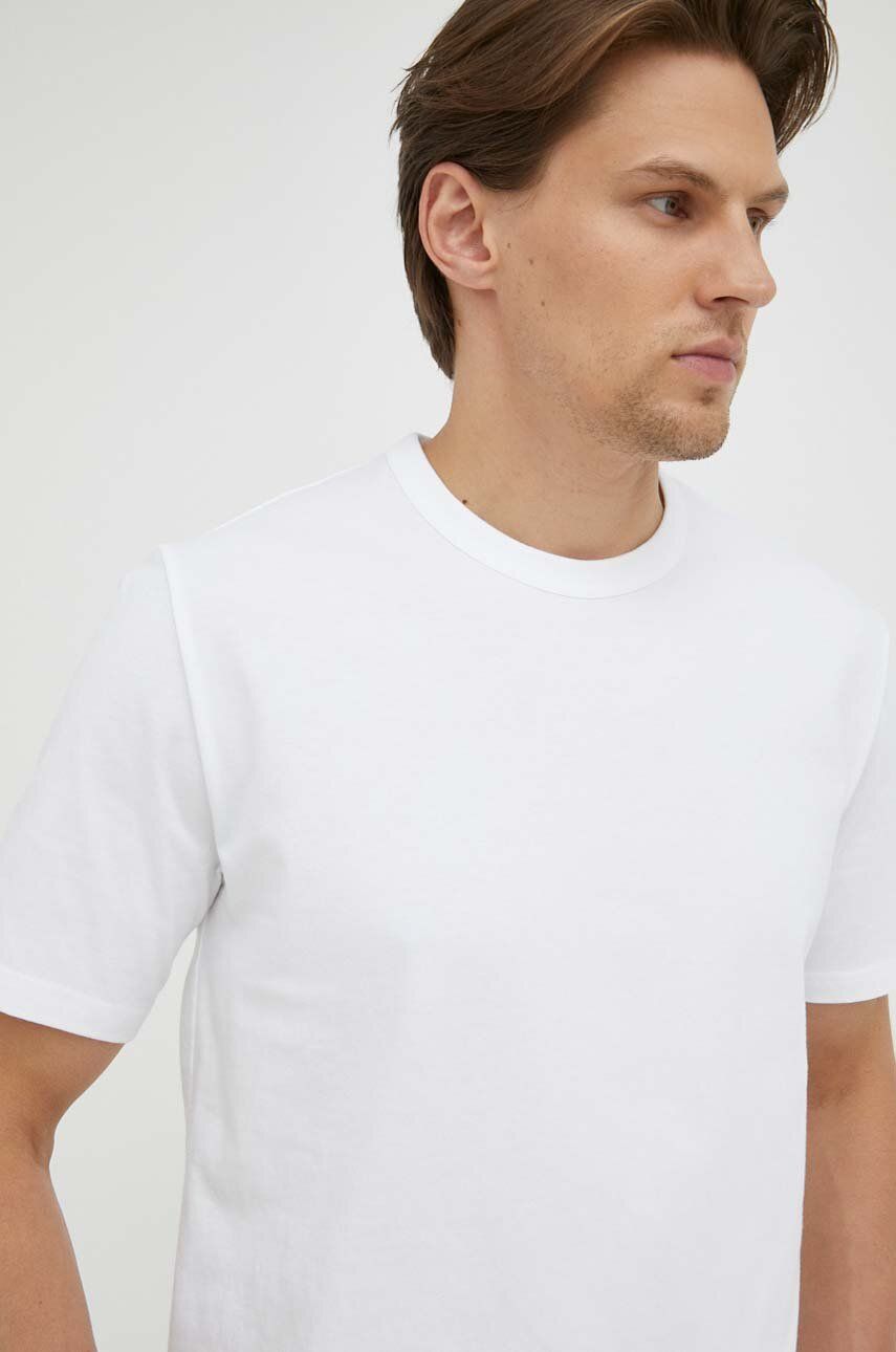 Levně Bavlněné tričko Marc O'Polo bílá barva