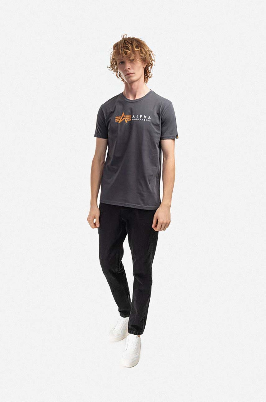 Βαμβακερό μπλουζάκι Alpha Industries χρώμα: γκρι φωτογραφία