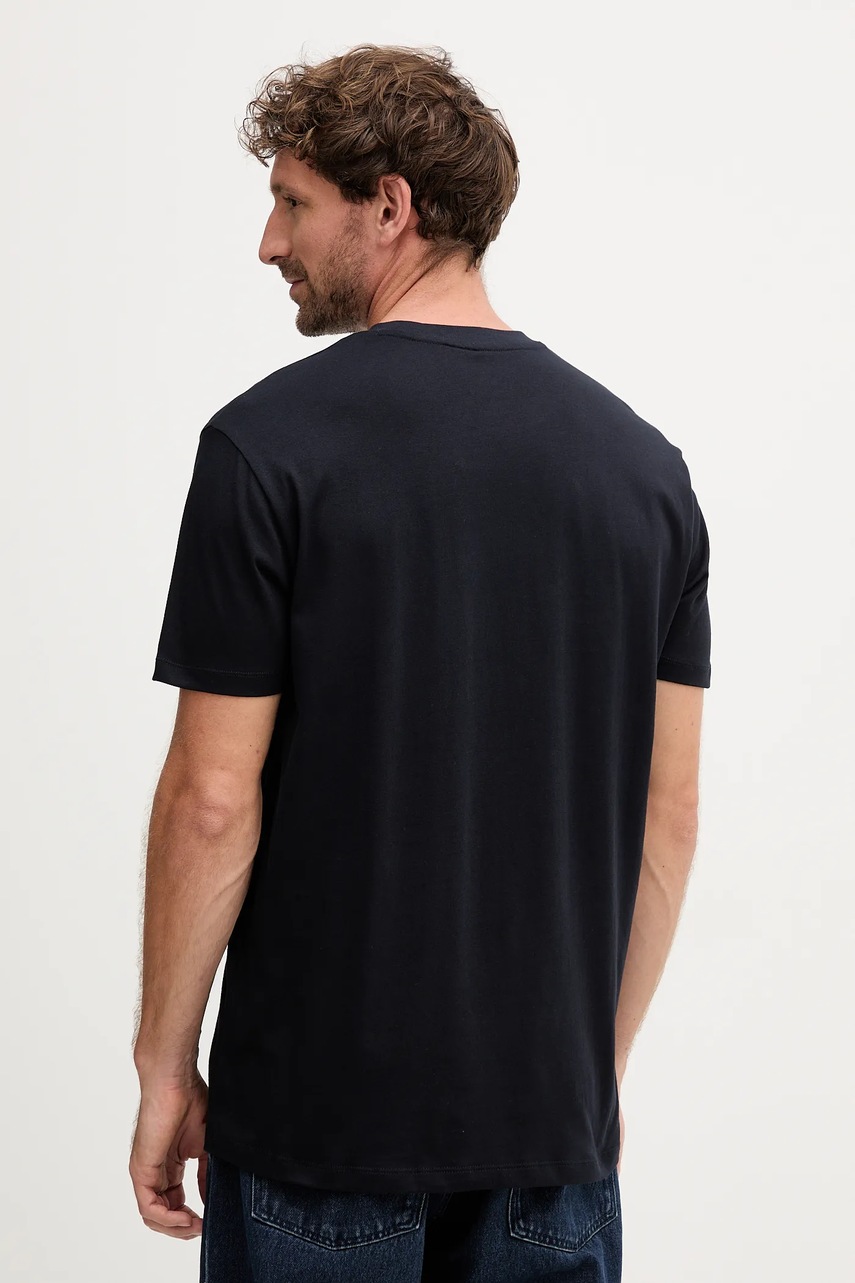 Хлопковая футболка Armani Exchange цвет синий с аппликацией XM001568 AF10358 Хлопковая футболка Armani Exchange цвет синий с аппликацией XM001568 AF10358