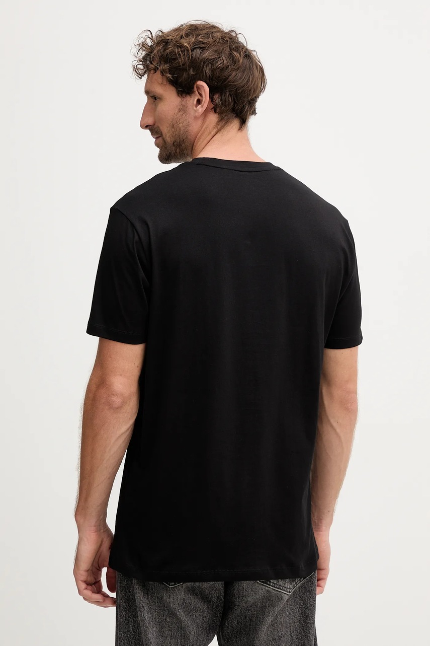Хлопковая футболка Armani Exchange цвет чёрный с аппликацией XM001568 AF10358