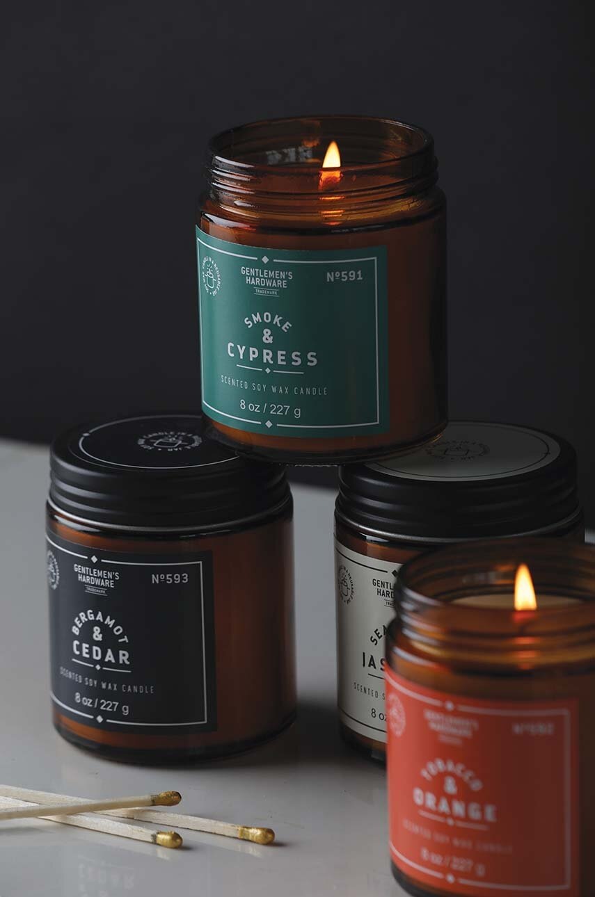 Αρωματικό κερί σόγιας Gentelmen's Hardware Smoke & Cypress 227 g φωτογραφία