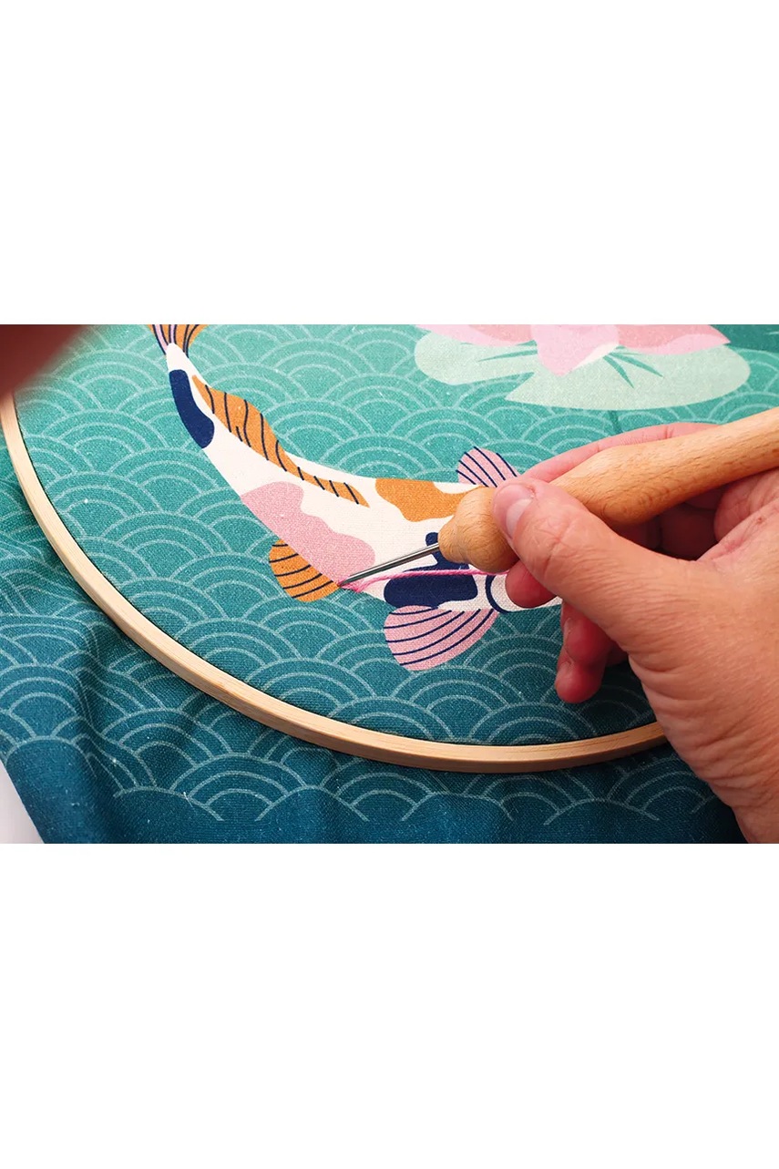 Κιτ κεντήματος Graine Creative Kit Punch Needle Carpe Koi χρώμα: πολύχρωμο, 0 φωτογραφία