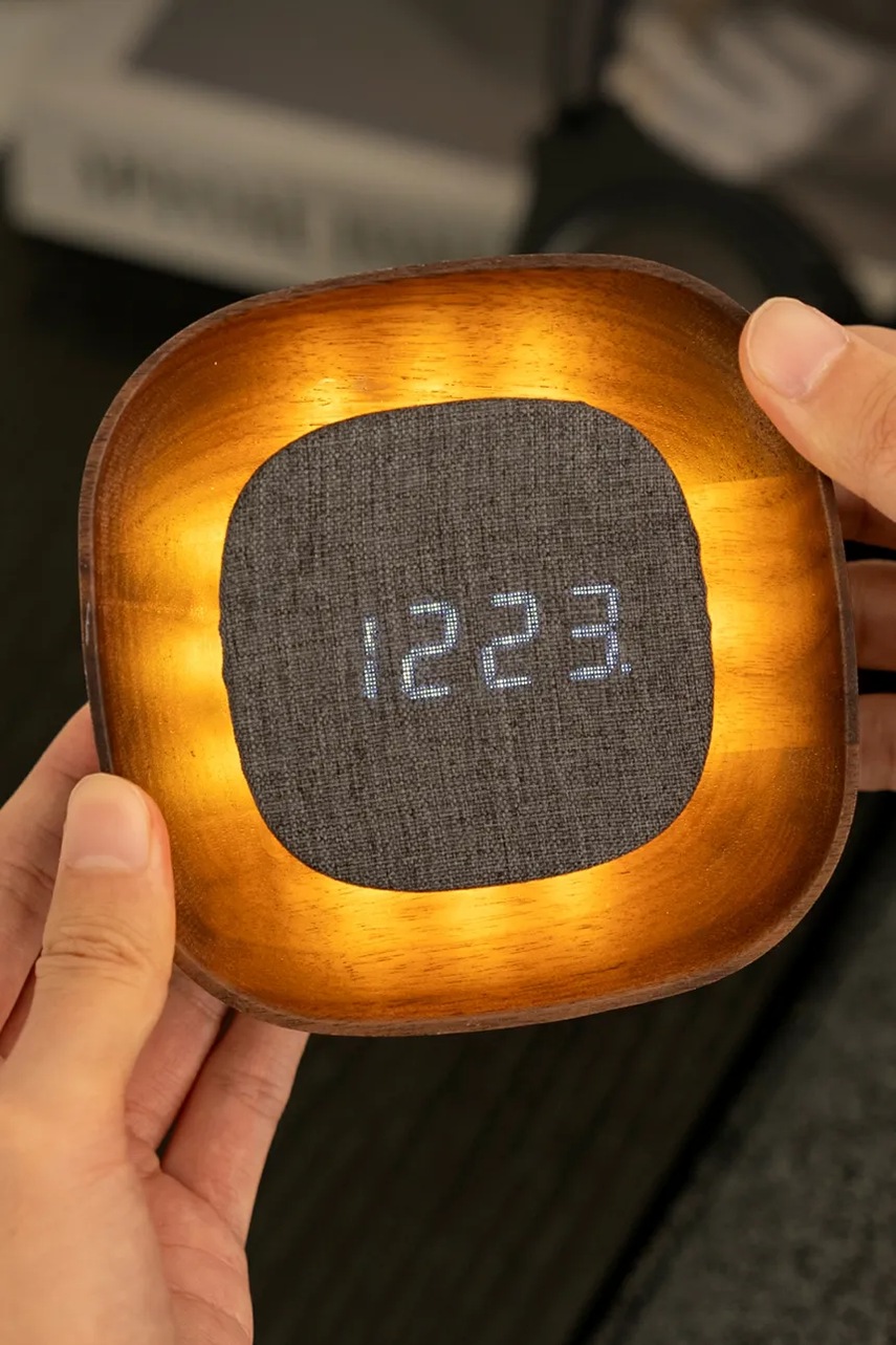 Ξυπνητήρι led Gingko Design Lumos 12,5 cm χρώμα: καφέ φωτογραφία