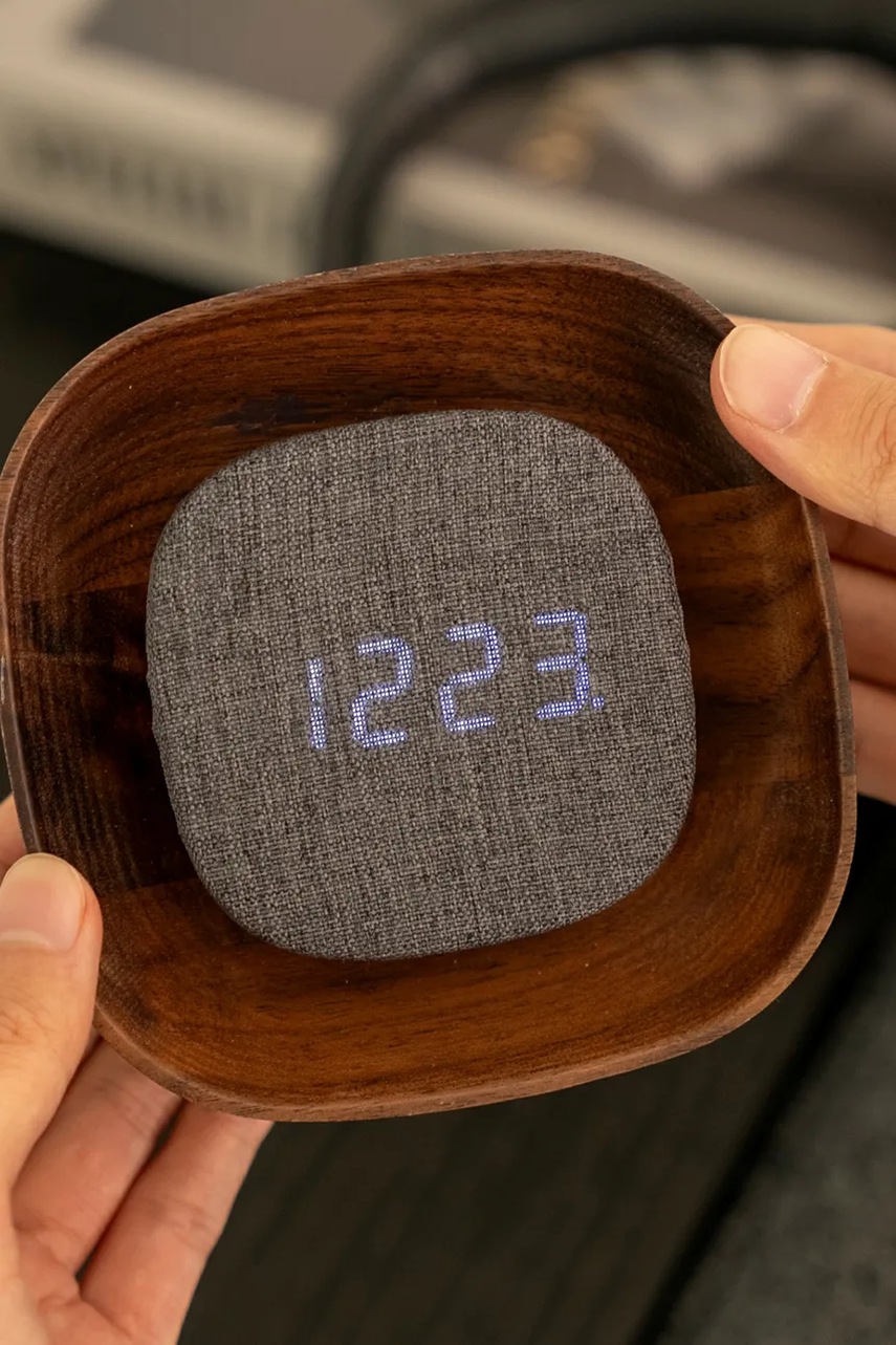 Ξυπνητήρι led Gingko Design Lumos 12,5 cm χρώμα: καφέ φωτογραφία