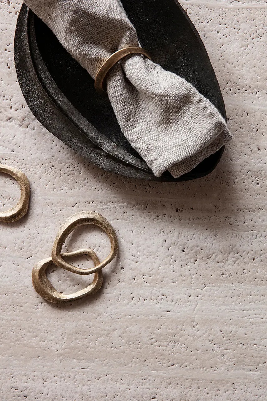 Δαχτυλίδι χαρτοπετσέτας ferm LIVING Flow 4-pack χρώμα: κίτρινο φωτογραφία