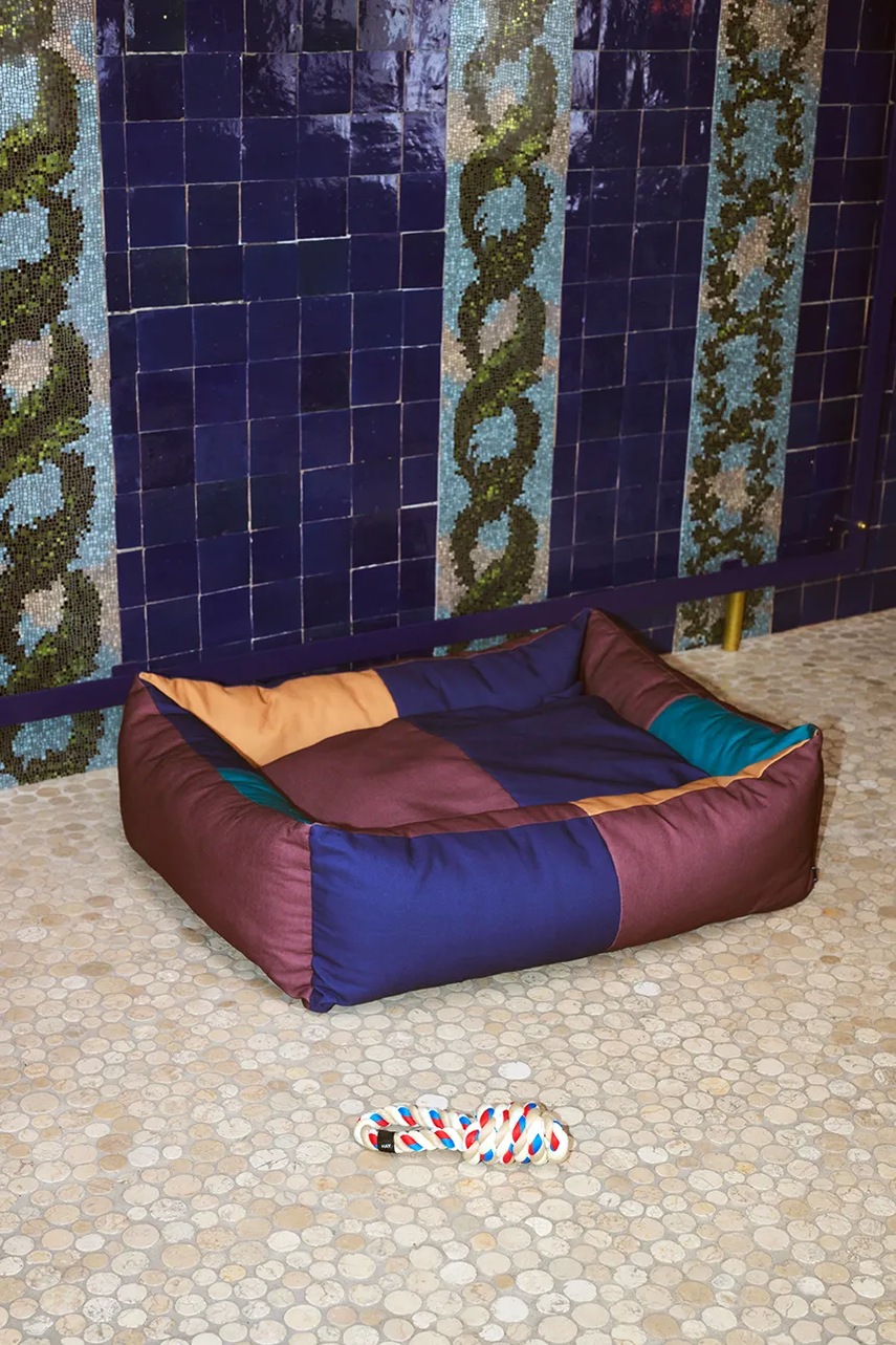 Κρεβάτι για κατοικίδια HAY Large 75 x 96 x 30 cm χρώμα: πολύχρωμο φωτογραφία