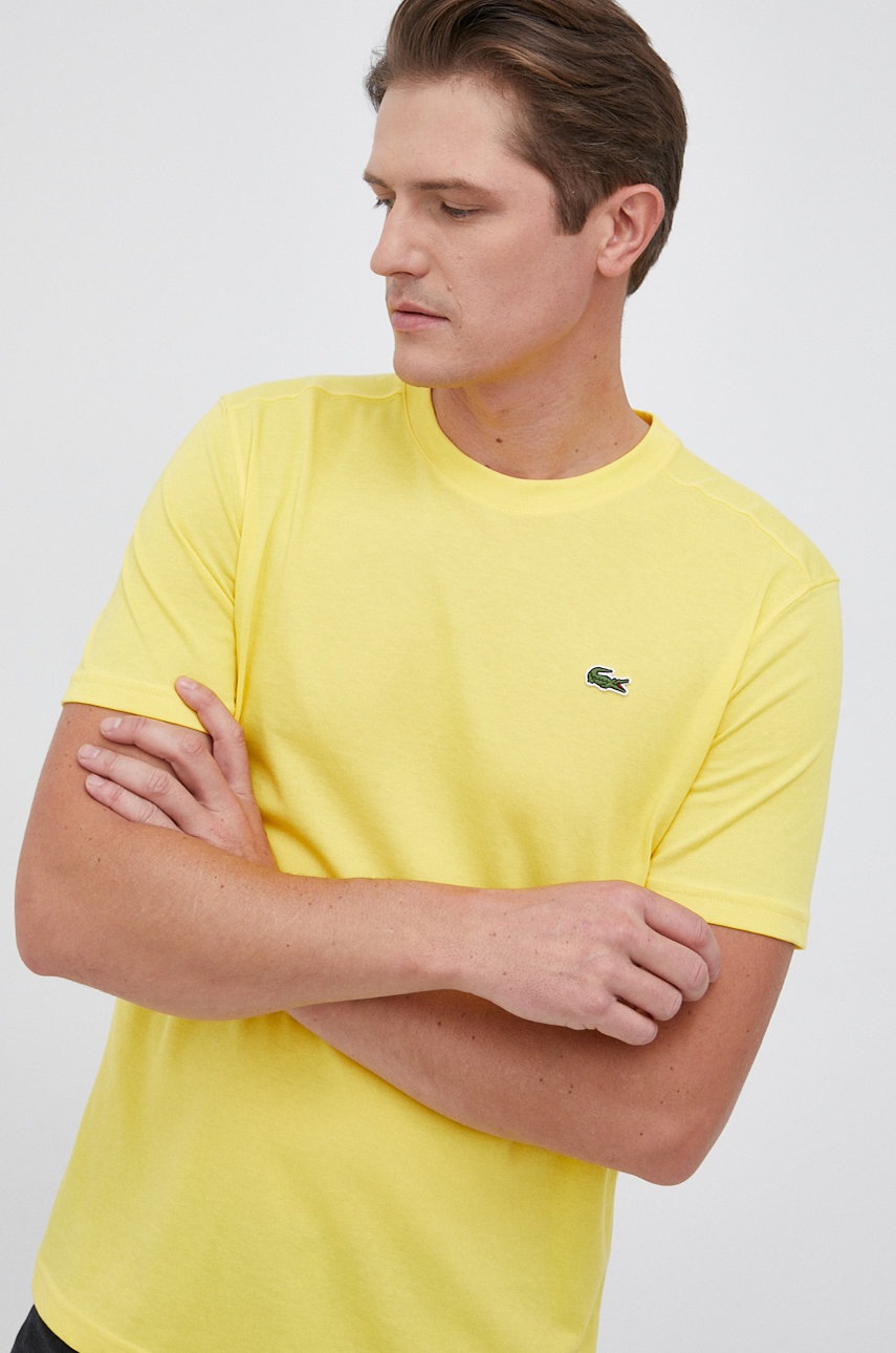 

Тениска Lacoste с изчистен дизайн, Жълт