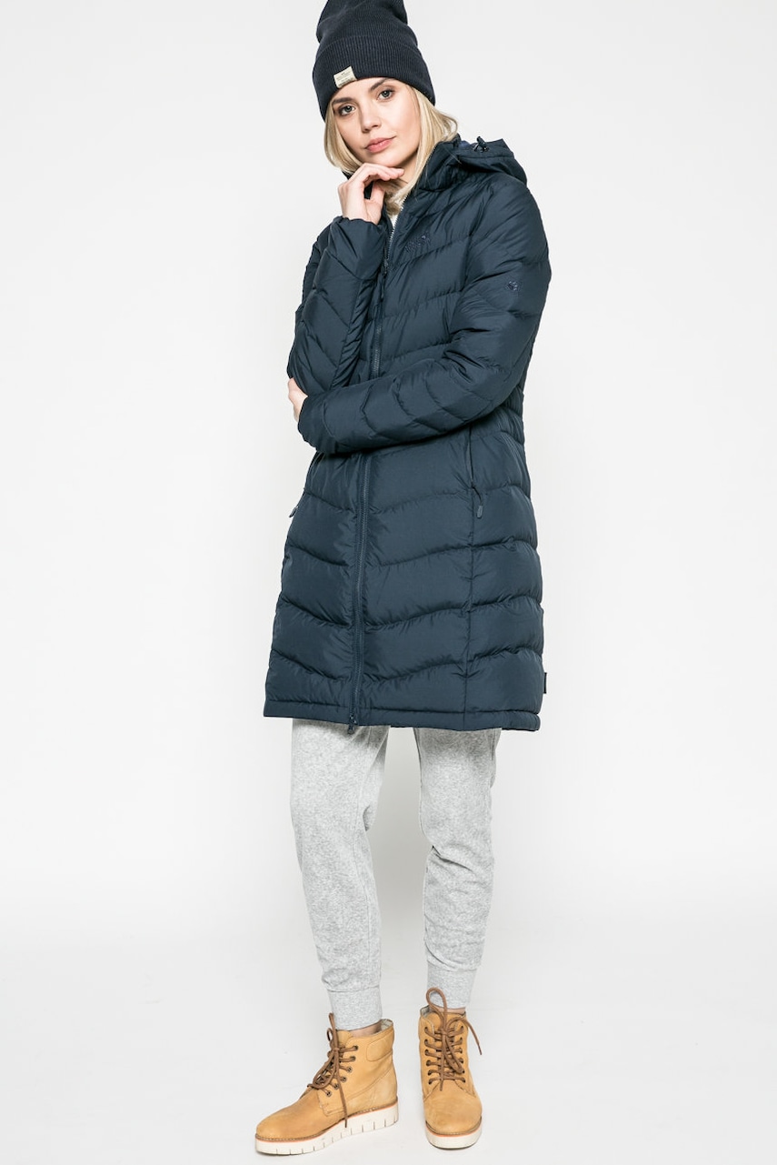

Пуховая куртка Jack Wolfskin цвет синий зимняя