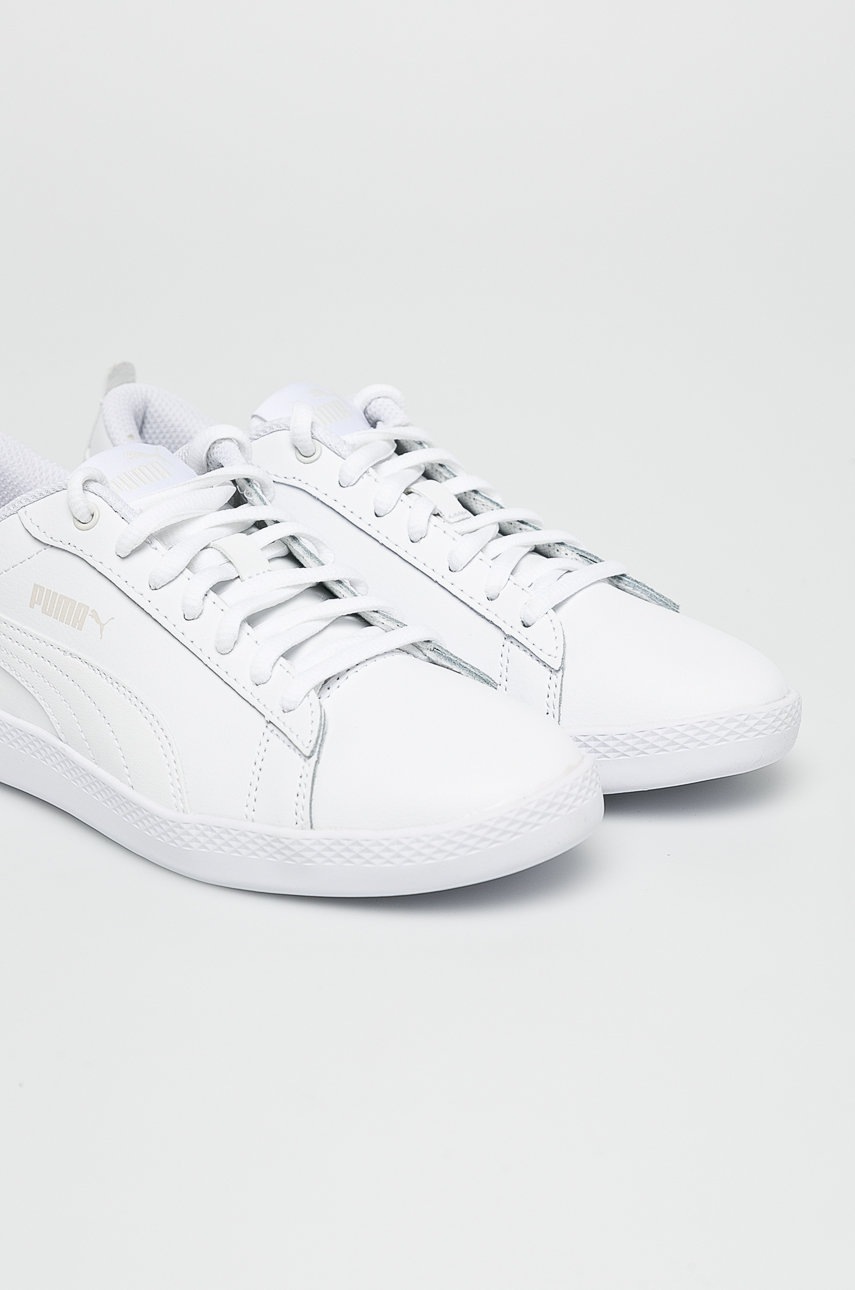 

Ботинки Puma цвет белый на плоском ходу