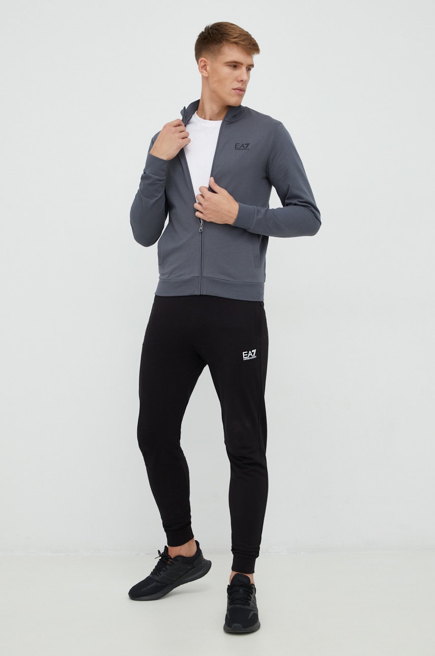 

EA7 Emporio Armani мъжки в сиво, Сив
