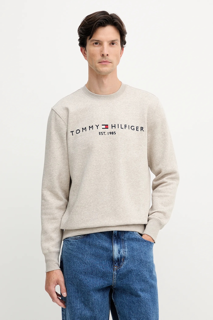 

Суичър Tommy Hilfiger мъжки в сиво с апликация MW0MW11596, Бежов
