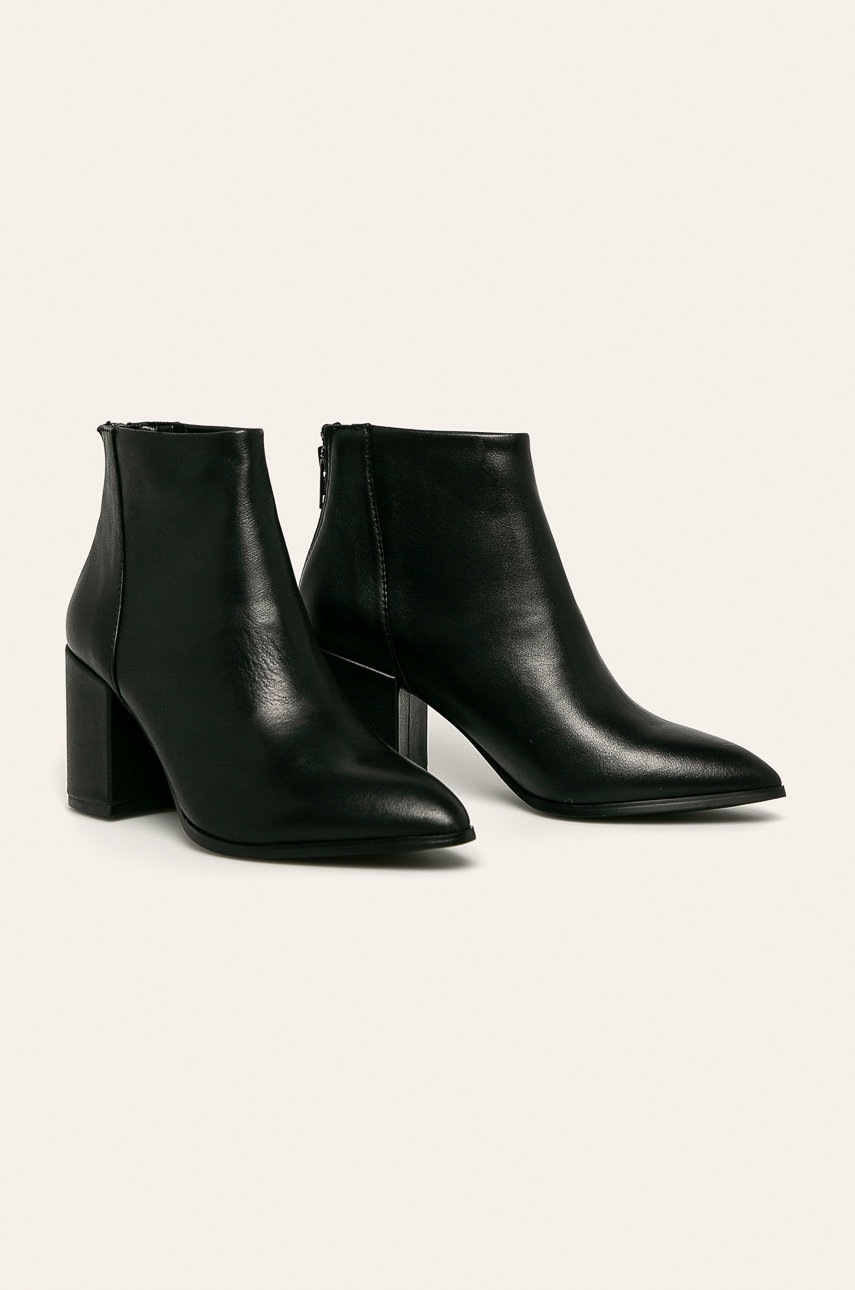 

Steve Madden - Черевики Jillian