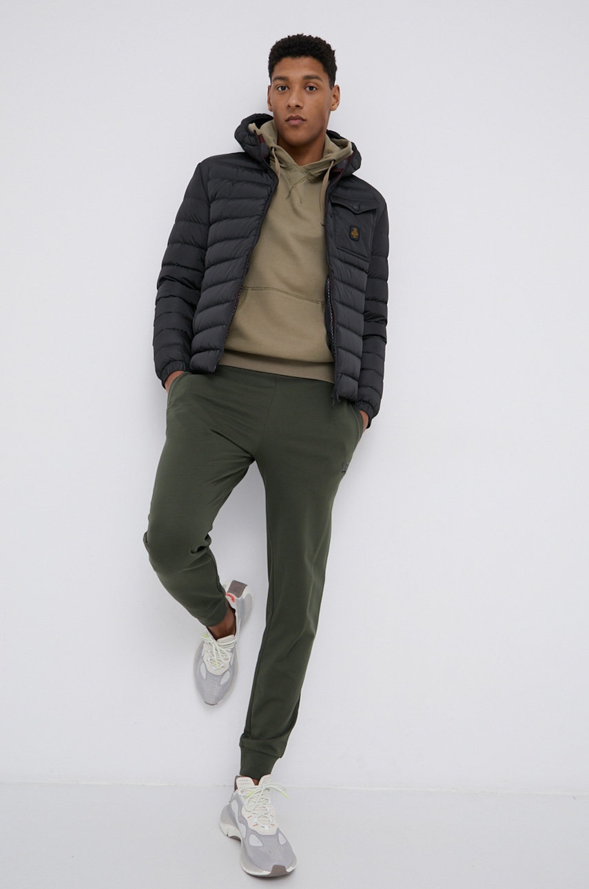 

Панталон EA7 Emporio Armani мъжки в зелено с изчистен дизайн, Зелен