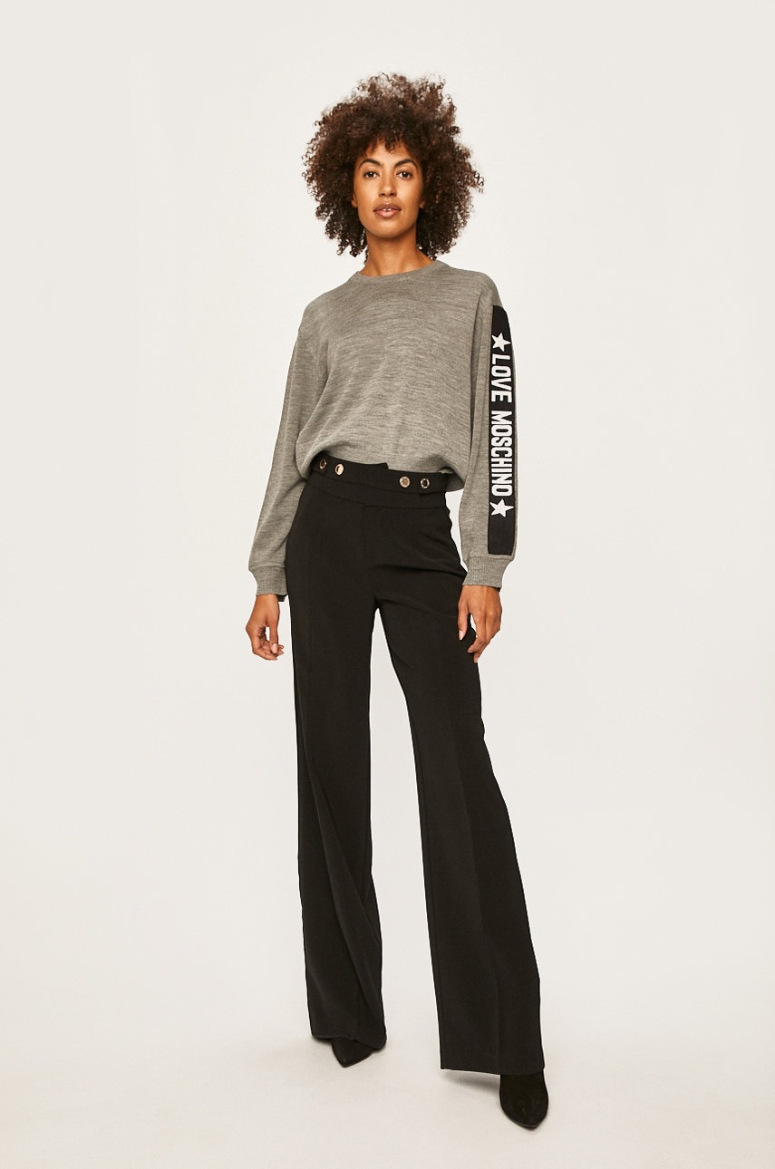 

Love Moschino - Свитер