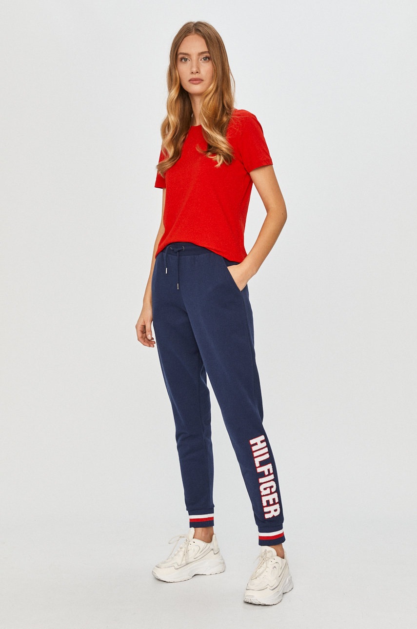 

Tommy Jeans Футболка