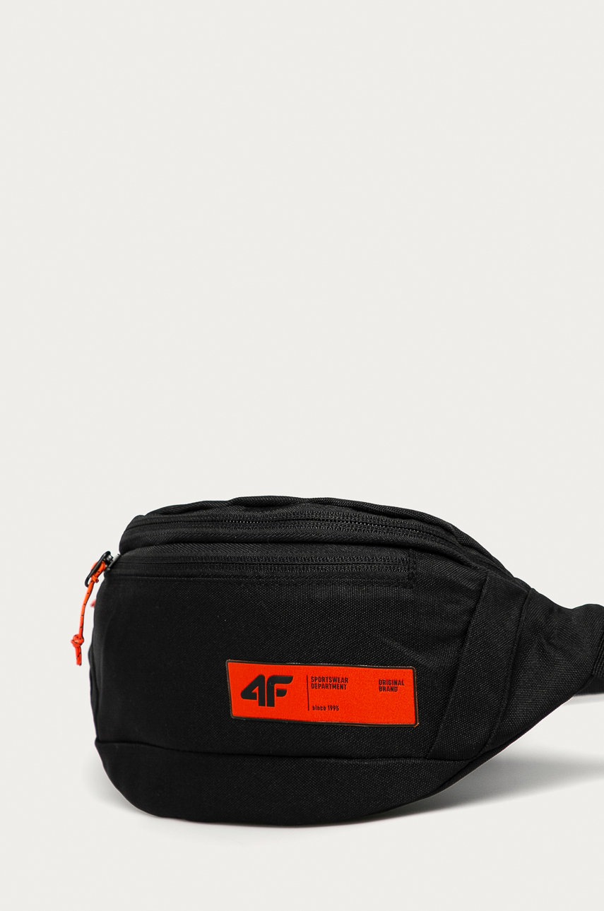 

4F - Сумка на пояс