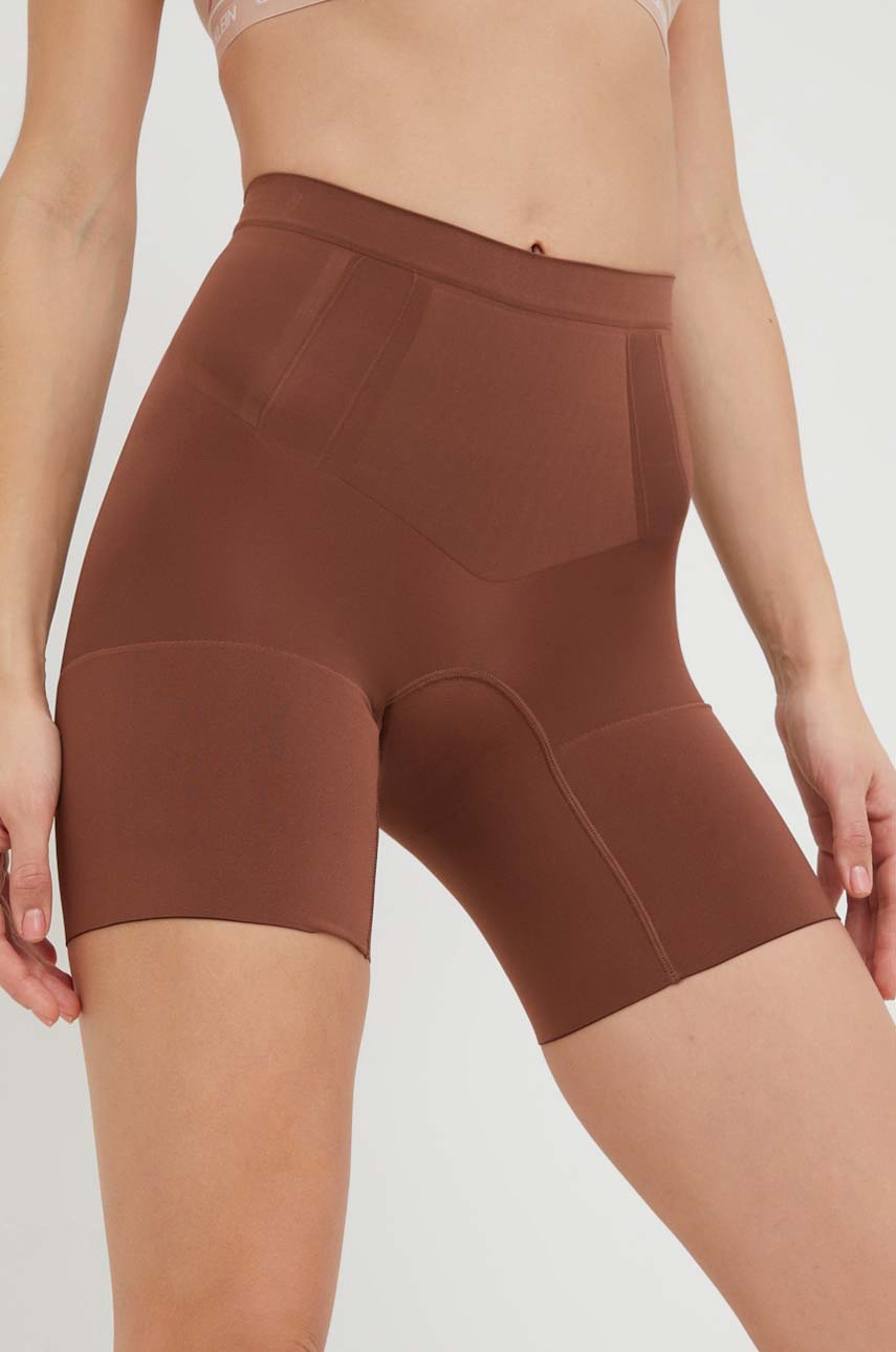 Levně Spanx Modelující šortky Oncore Mid-Thigh