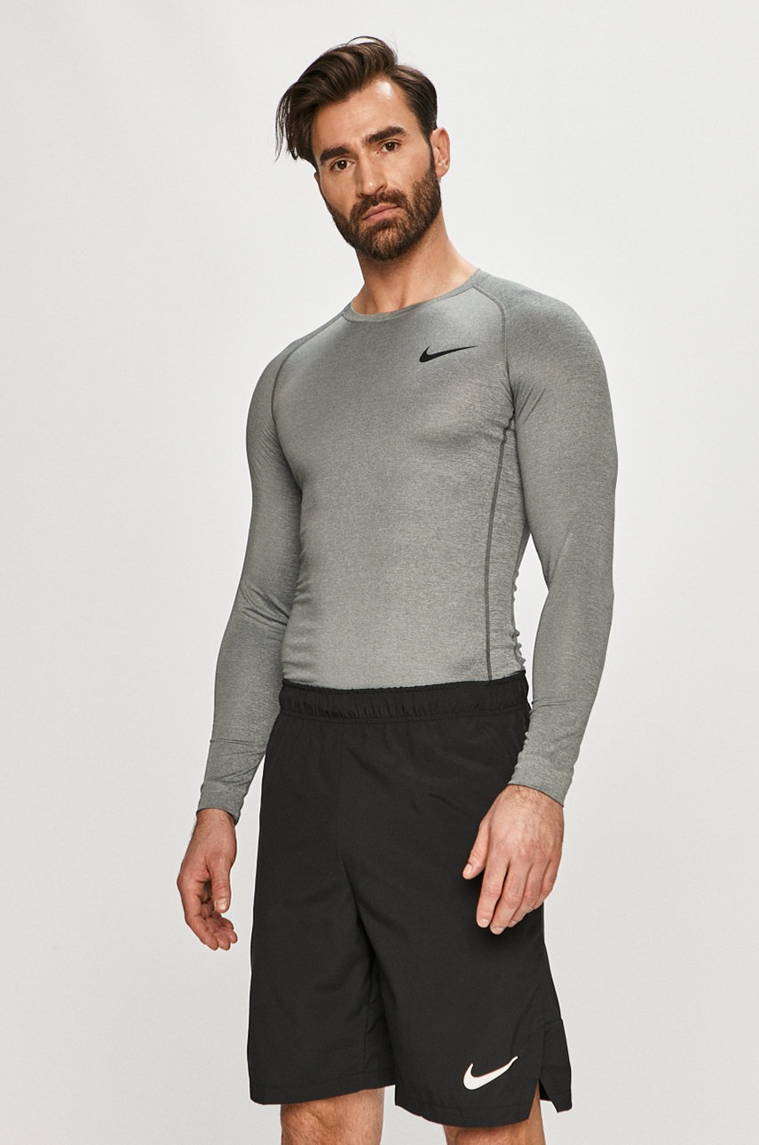 

Nike - Лонгслив