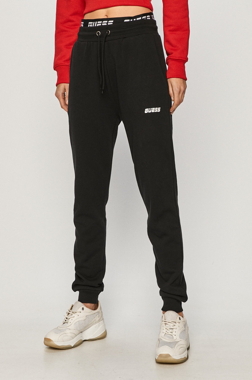 

Guess - Панталони, Черен