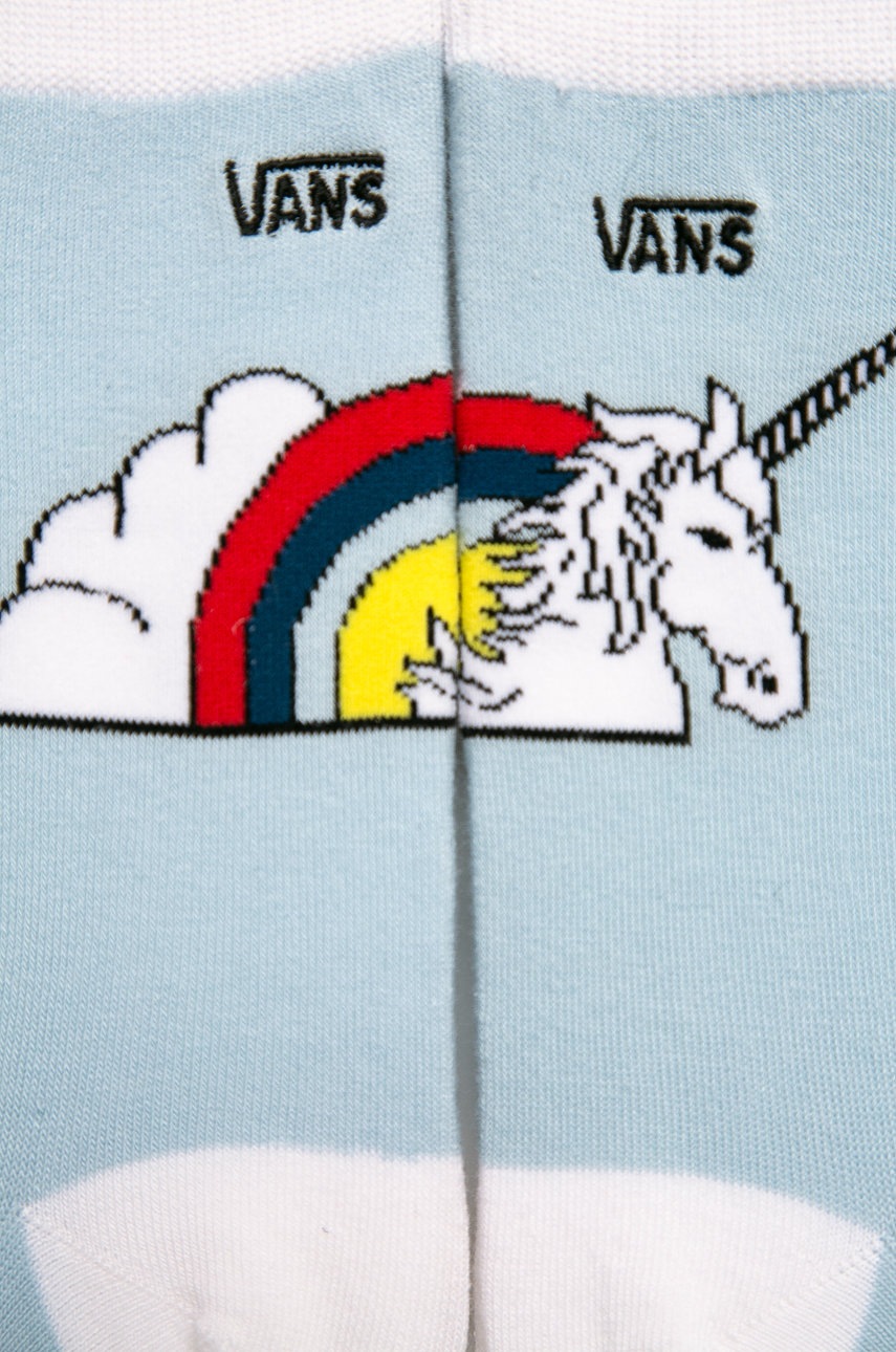 

737815