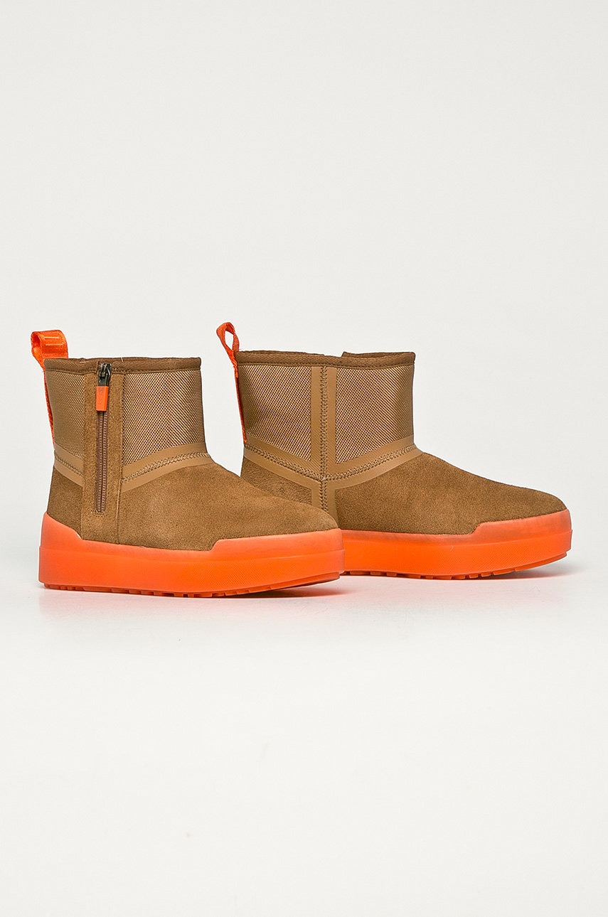 

UGG - Зимние сапоги Classic Tech Mini