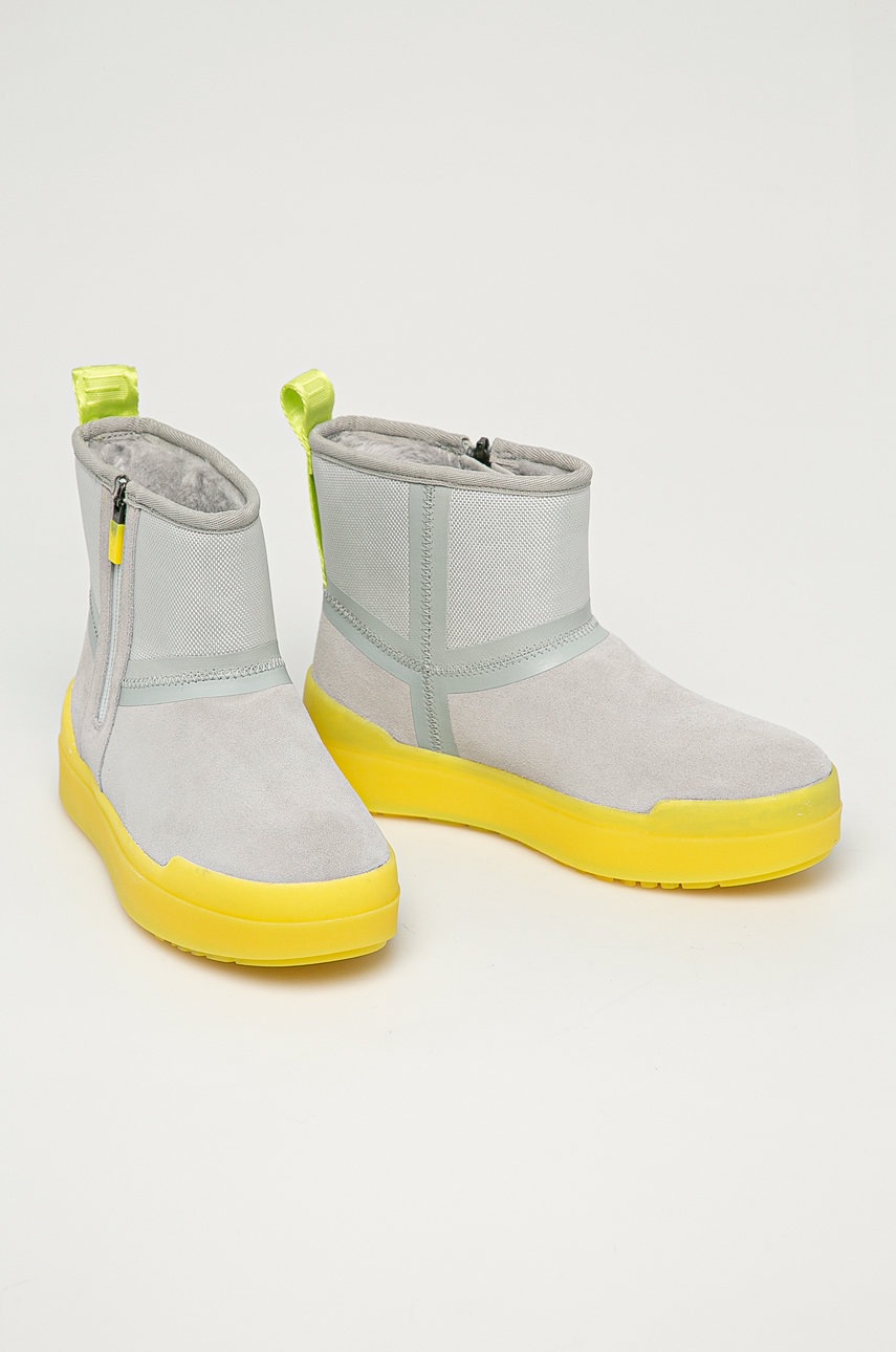 

UGG - Зимние сапоги Classic Tech Mini