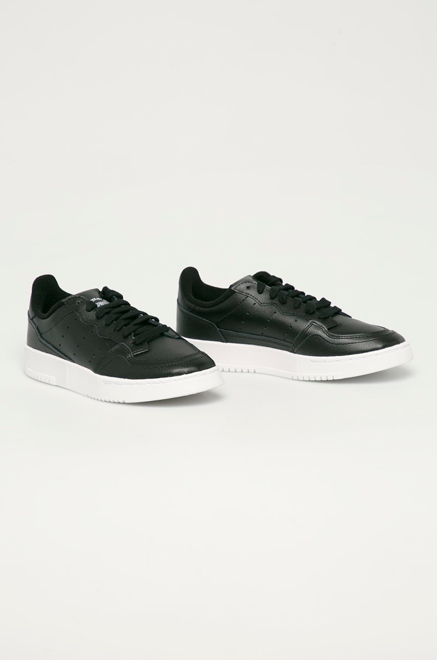 

adidas Originals - Детские кожаные кроссовки Supercourt J