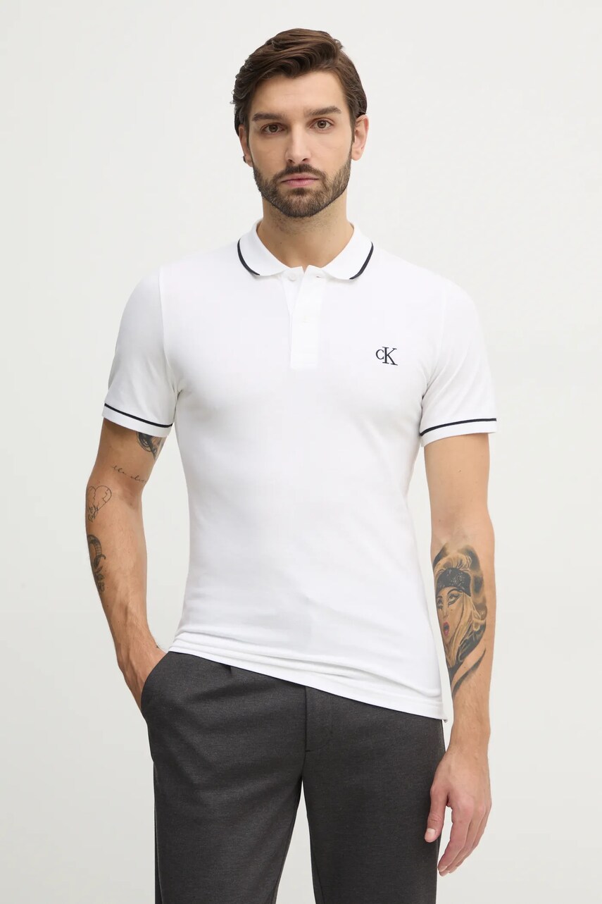 Levně Polo tričko Calvin Klein Jeans bílá barva, J30J315603