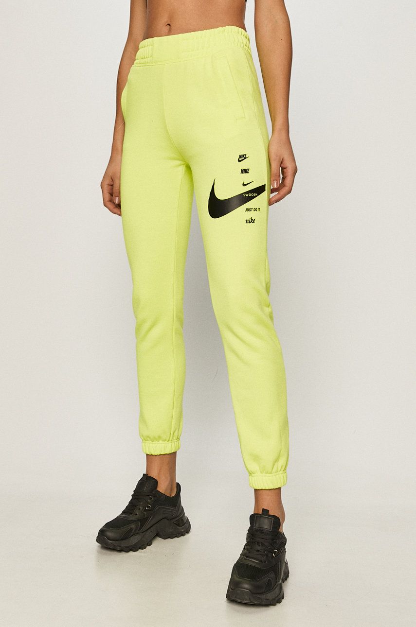 Nike Sportswear – Pantaloni answear.ro imagine noua