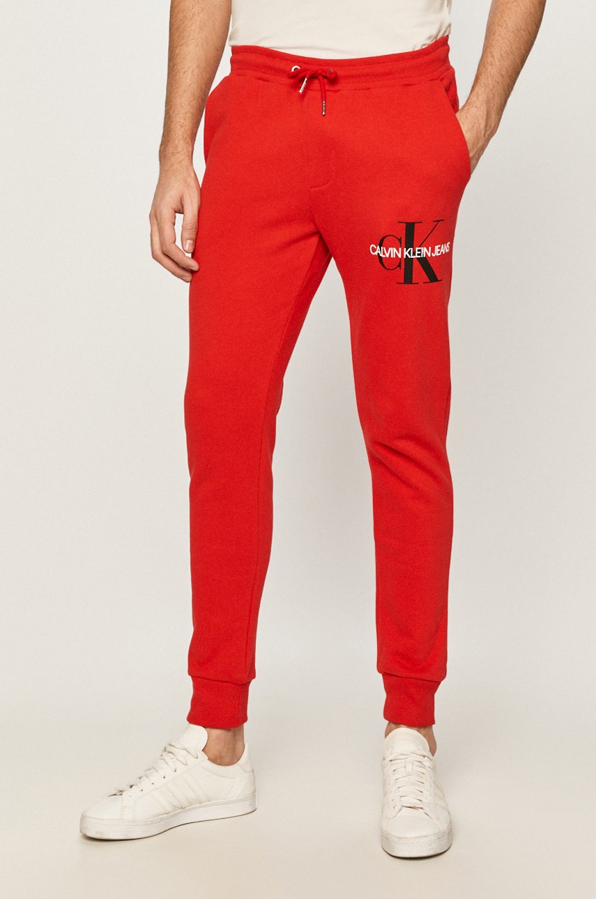 

Calvin Klein Jeans - Панталони, Червен