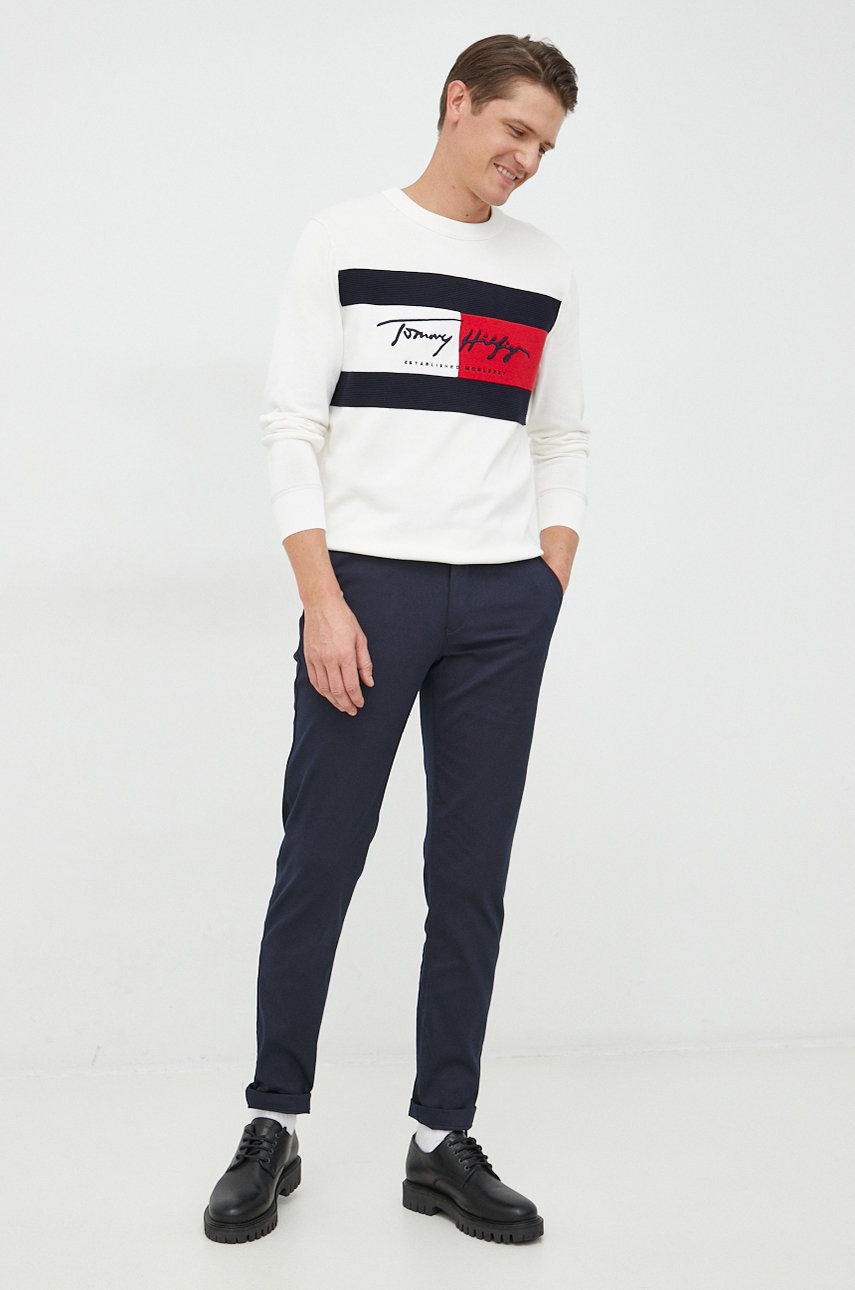 

Tommy Hilfiger Светр