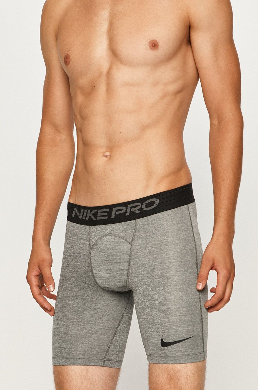 Nike – Pantaloni scurti answear imagine noua