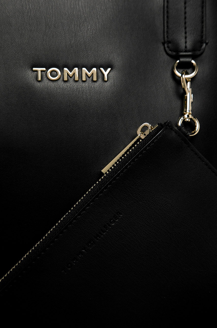 

Tommy Hilfiger - Двусторонняя сумочка