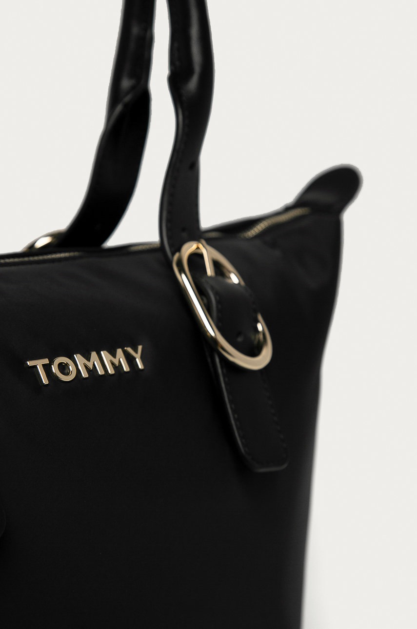 

Tommy Hilfiger - Сумочка