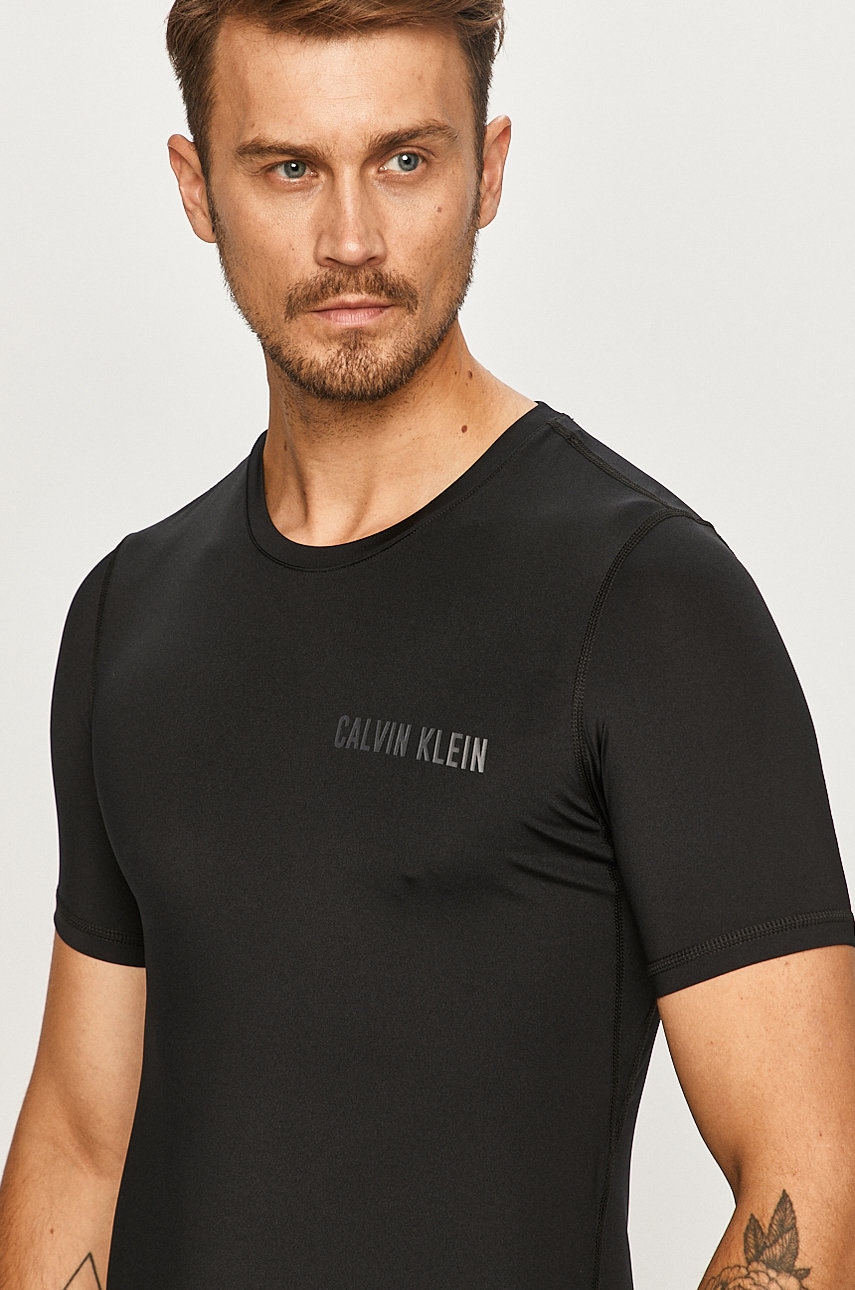 

Calvin Klein Performance - Футболка