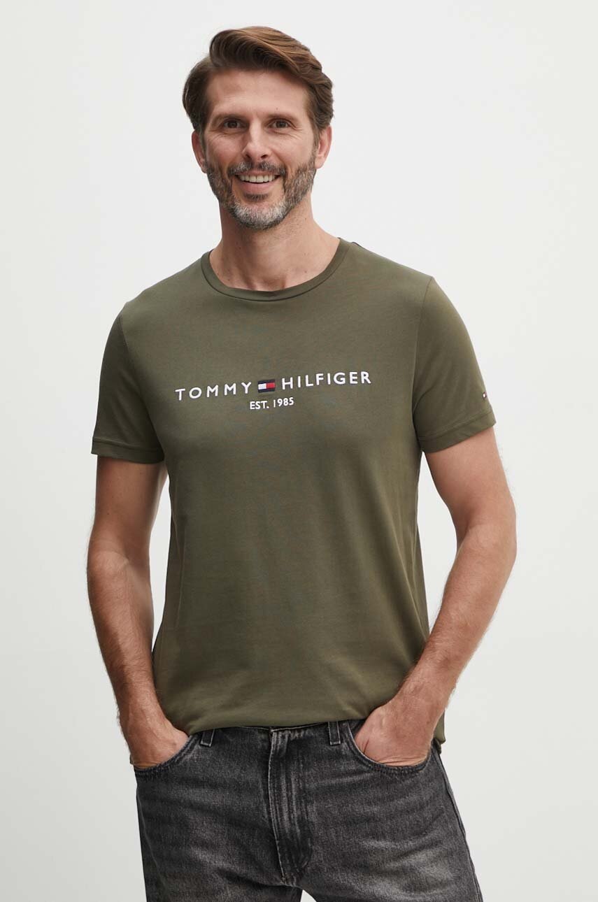 

Памучна тениска Tommy Hilfiger в зелено с апликация, Зелен