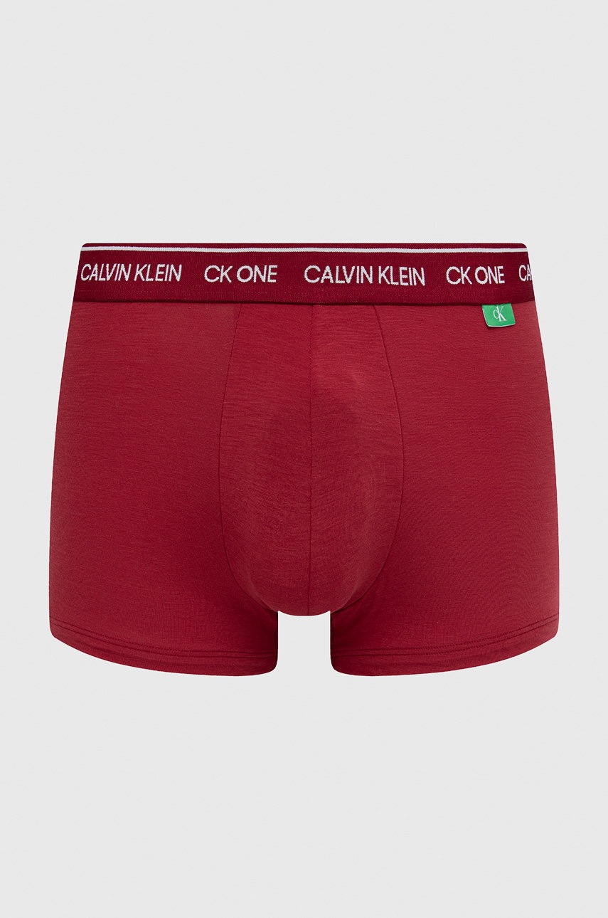 

Боксерки Calvin Klein Underwear мъжки в лилаво, Бордо
